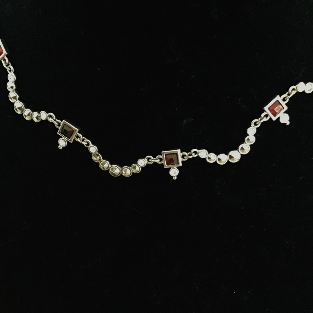 Vintage Necklace - Picture 2 of 7